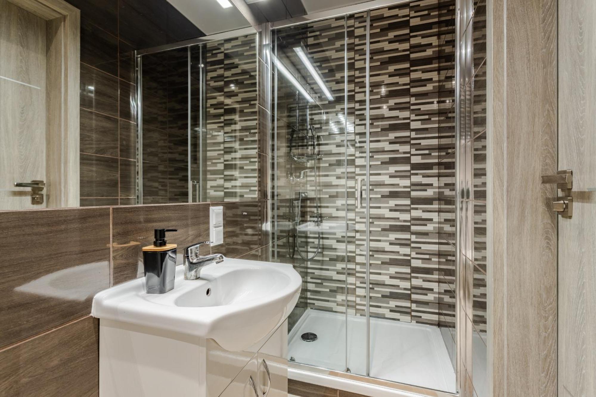 Functional And Comfortable Very Berry Studios In Poznan By Noclegi Renters Esterno foto