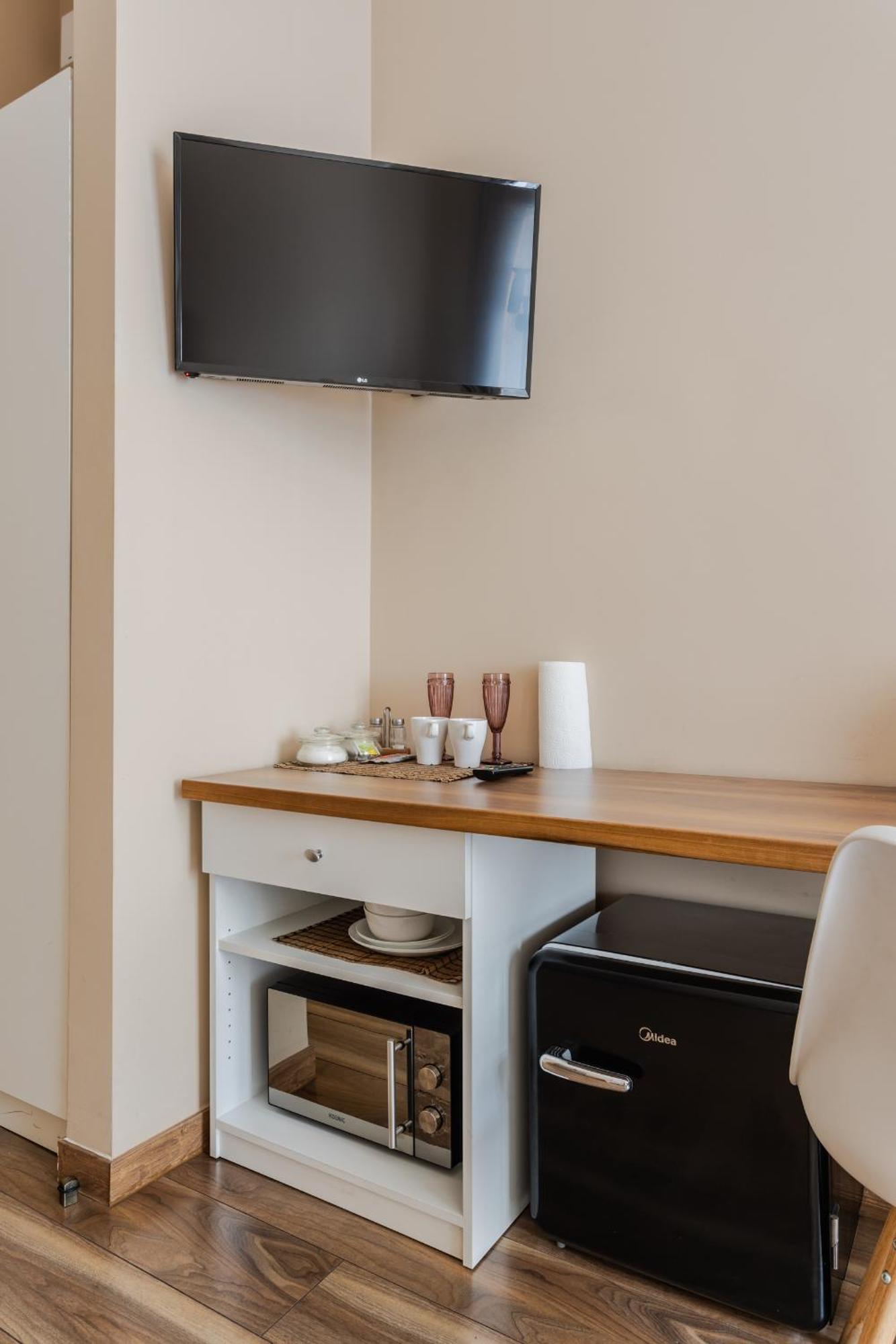Functional And Comfortable Very Berry Studios In Poznan By Noclegi Renters Esterno foto