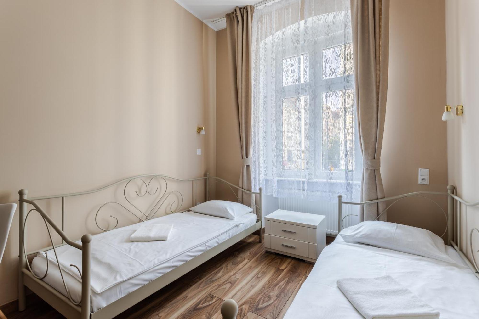 Functional And Comfortable Very Berry Studios In Poznan By Noclegi Renters Esterno foto