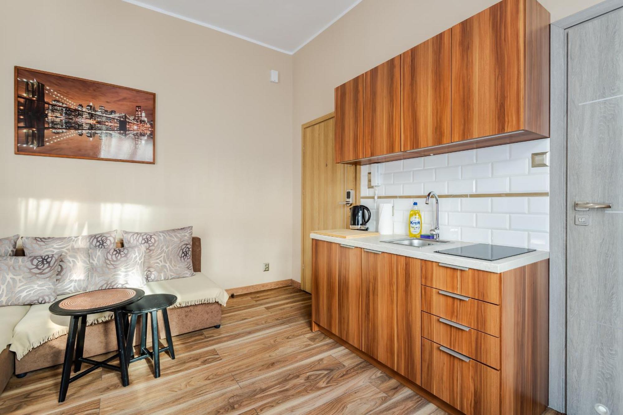 Functional And Comfortable Very Berry Studios In Poznan By Noclegi Renters Esterno foto